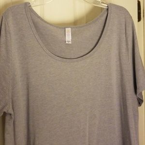Lularoe Classic T in 2XL
